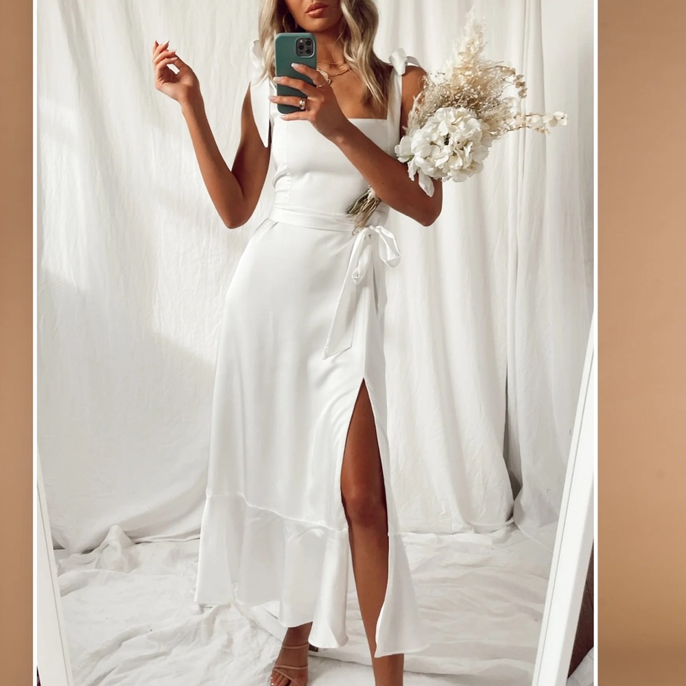 Show Me Your Mumu White Satin Midi Dress